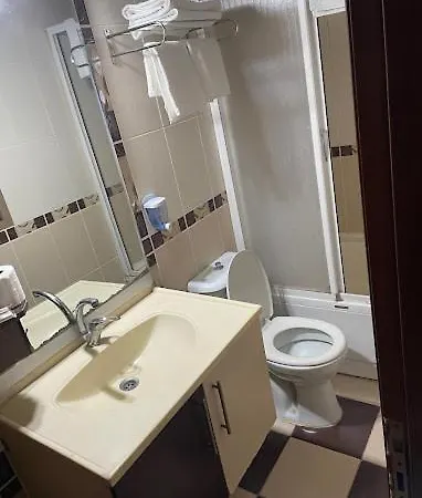 Szálloda Saray 2*